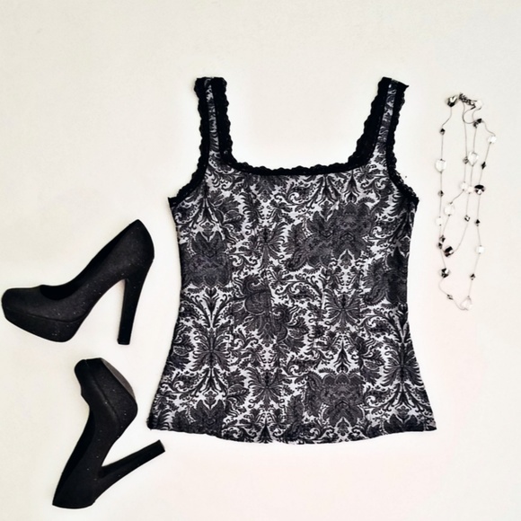 WHBM Lace Corset Style Sleeveless Top - Picture 2 of 4
